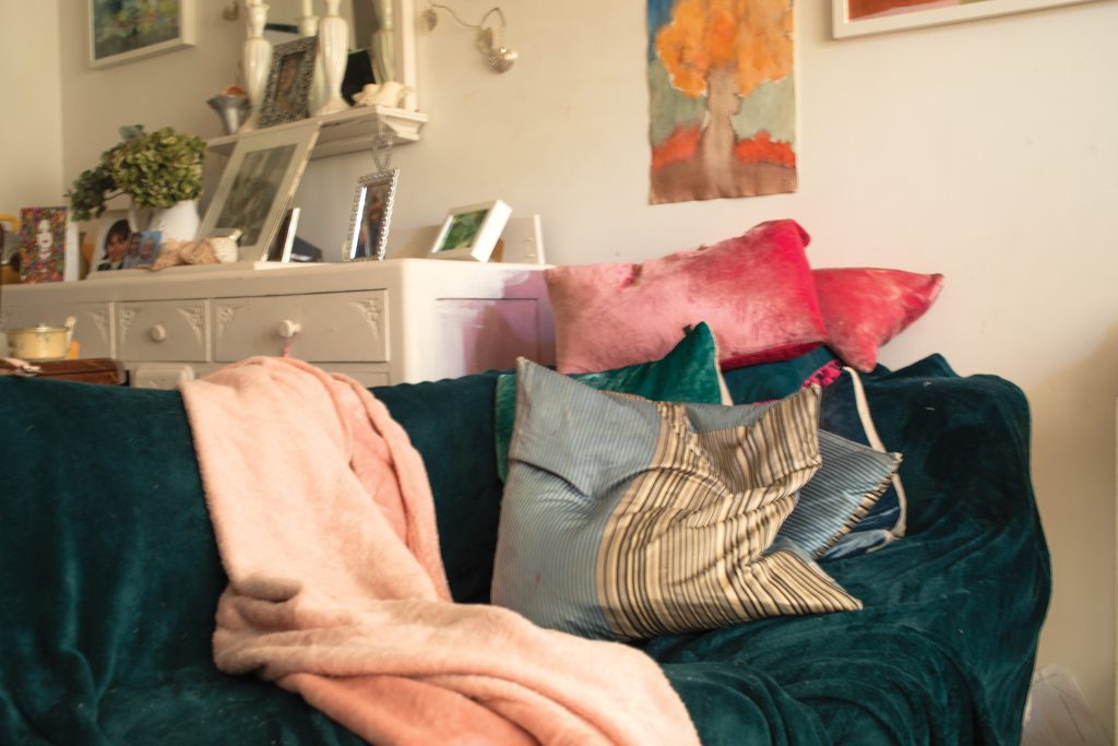 Senka Loosemore – Exposure Syndrome - 24 hours