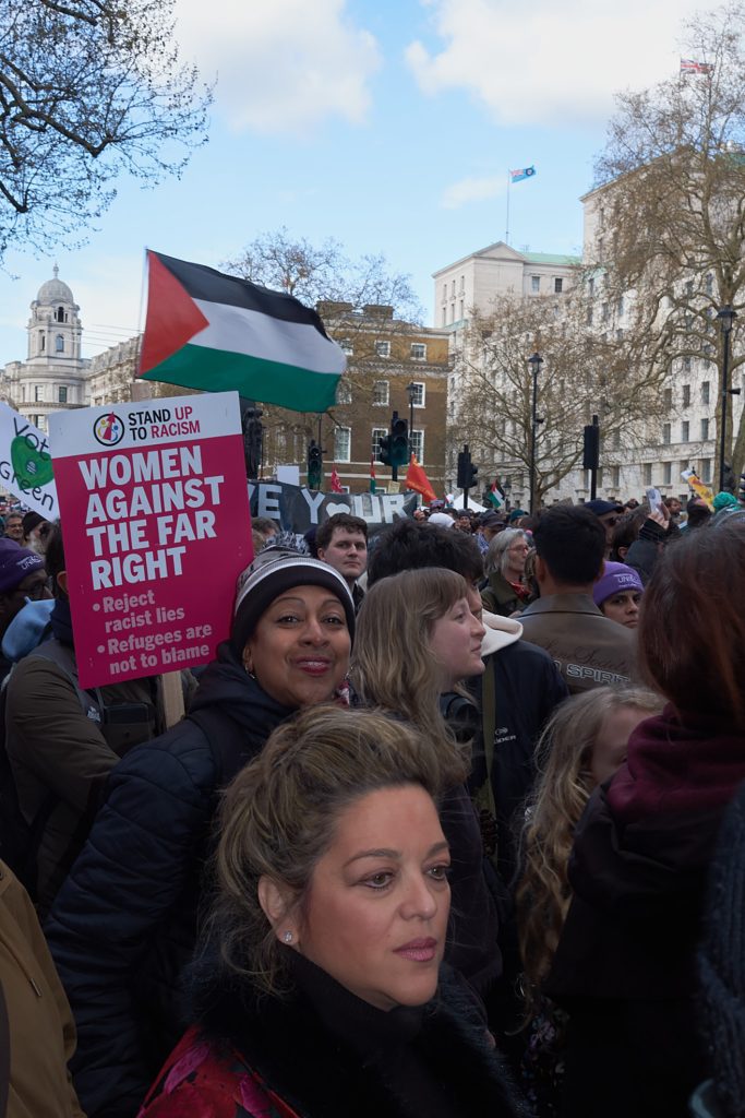 Senka Loosemore - Street Photography